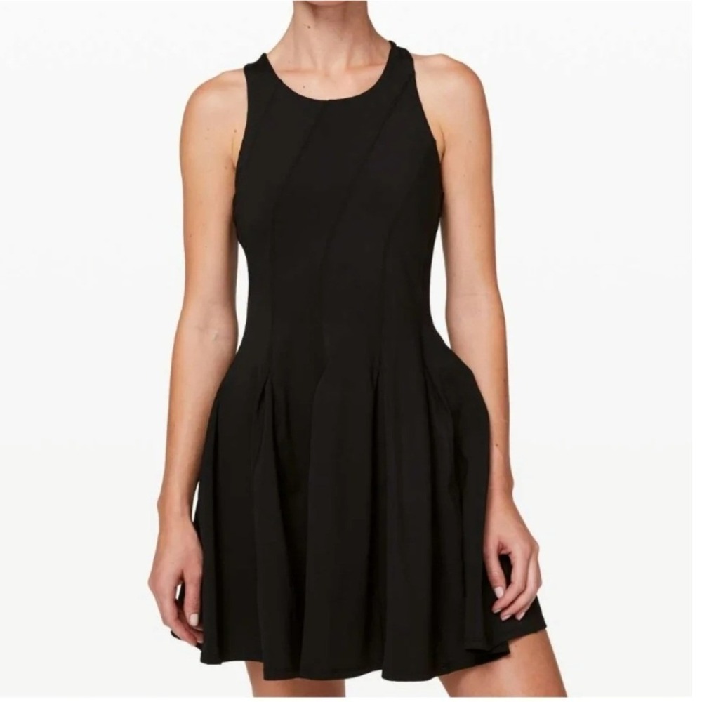 Lululemon Court Crush Tennis Dress Women Size 6 Black Solid Racerback Pleated